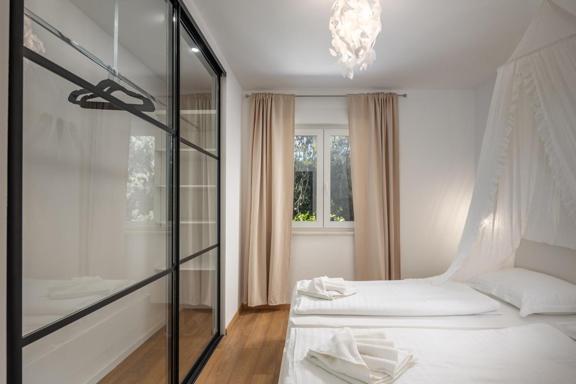 Villa Black & White Pula